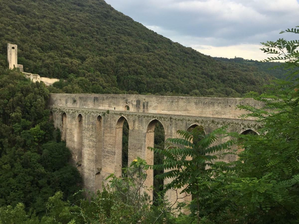Appartamento Via G Mameli 94 سبوليتو المظهر الخارجي الصورة
