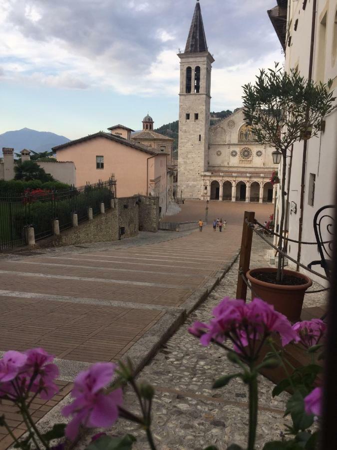 Appartamento Via G Mameli 94 سبوليتو المظهر الخارجي الصورة