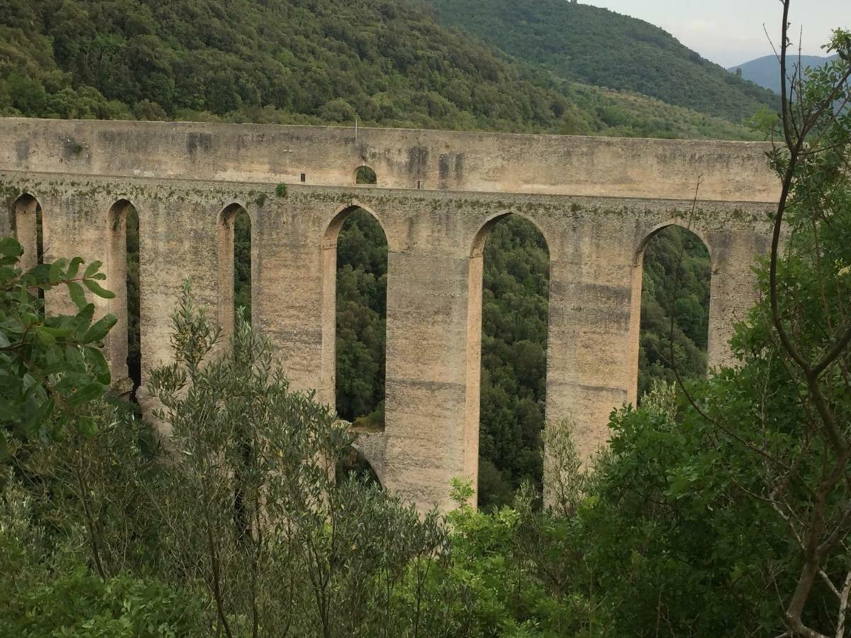 Appartamento Via G Mameli 94 سبوليتو المظهر الخارجي الصورة