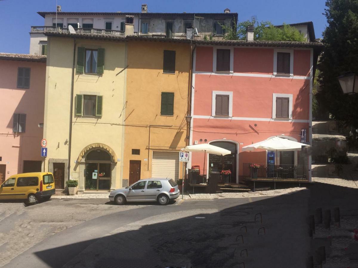 Appartamento Via G Mameli 94 سبوليتو المظهر الخارجي الصورة